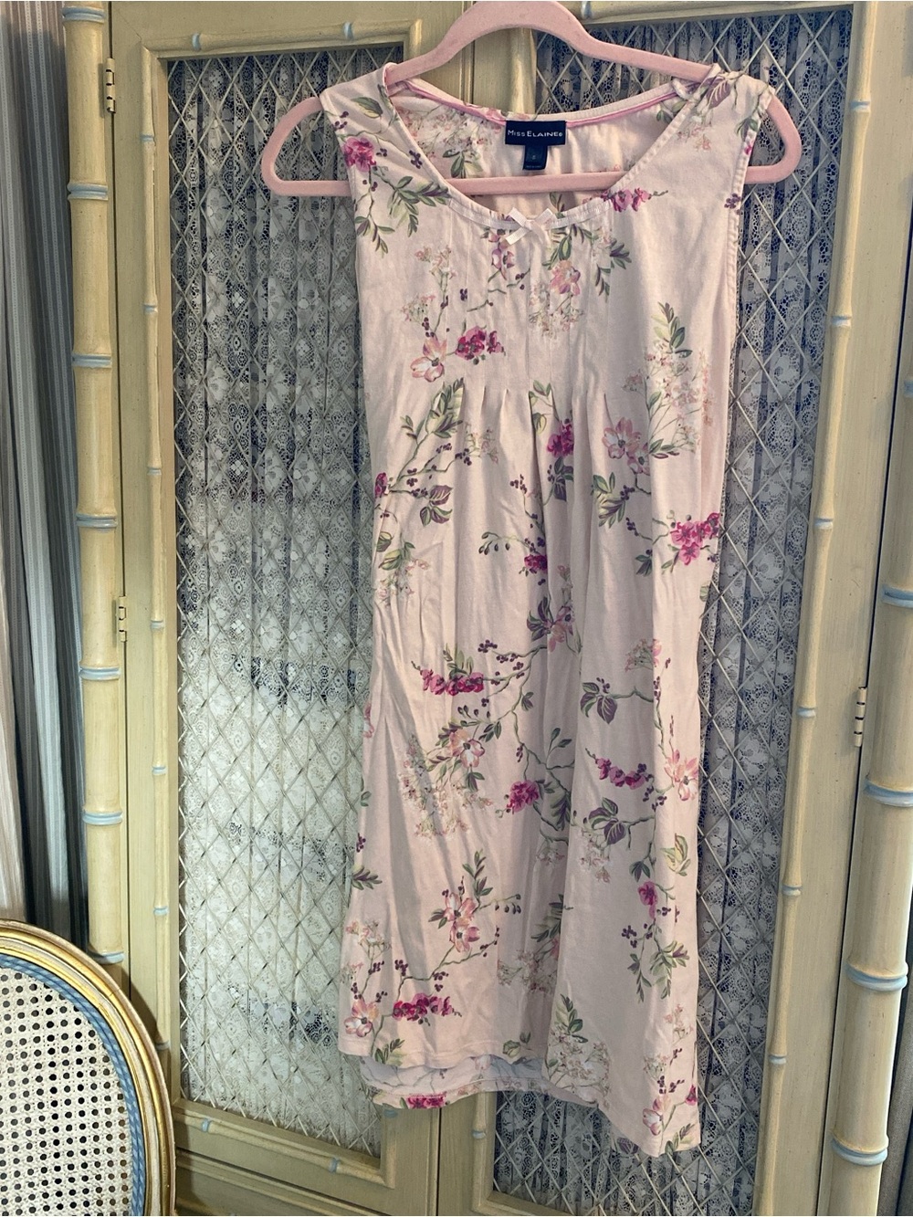 Miss Elaine floral nightgown 🌸✨